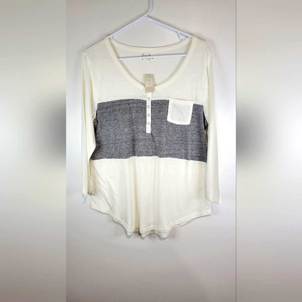 Maurices Cream and Gray Boxy Blouse